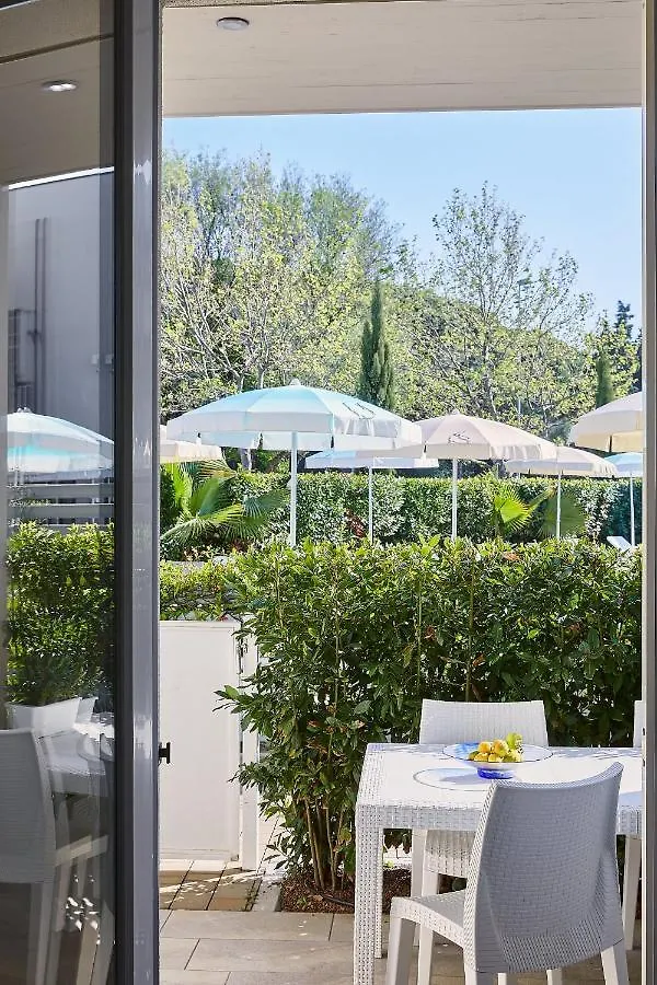 Golden Apartments Marina di Cecina 4*,  Italy