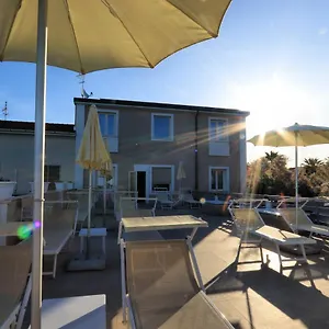 Hotel Cecina